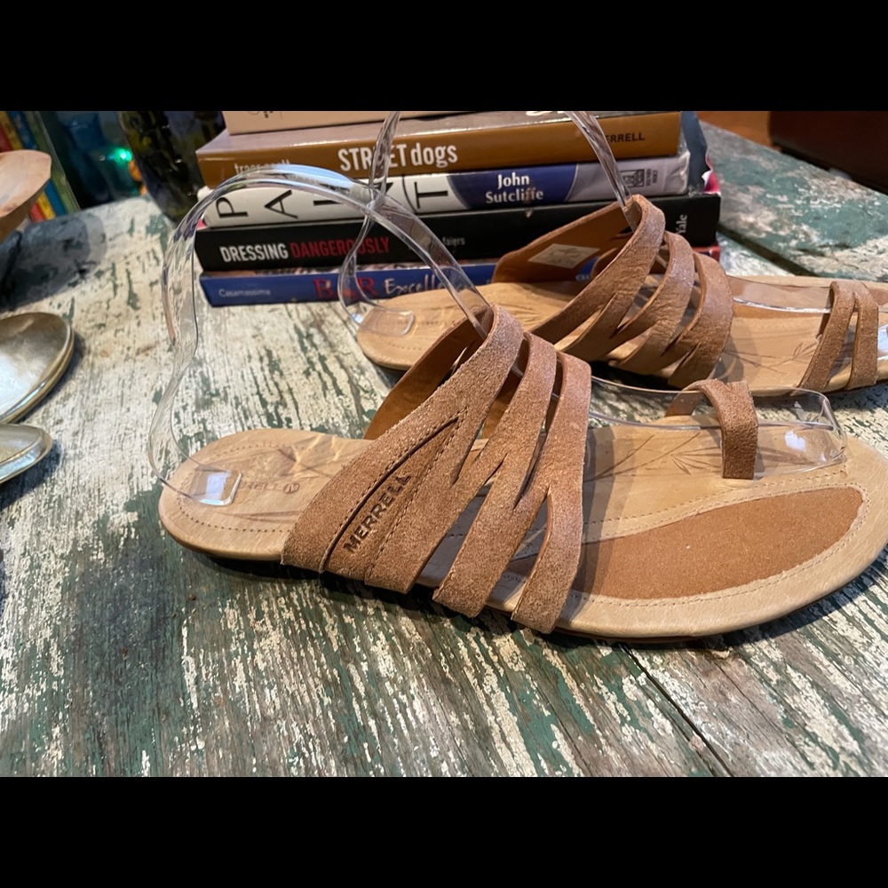 Nwot Cute Merrell Toe Loop Flip Flops - image 2